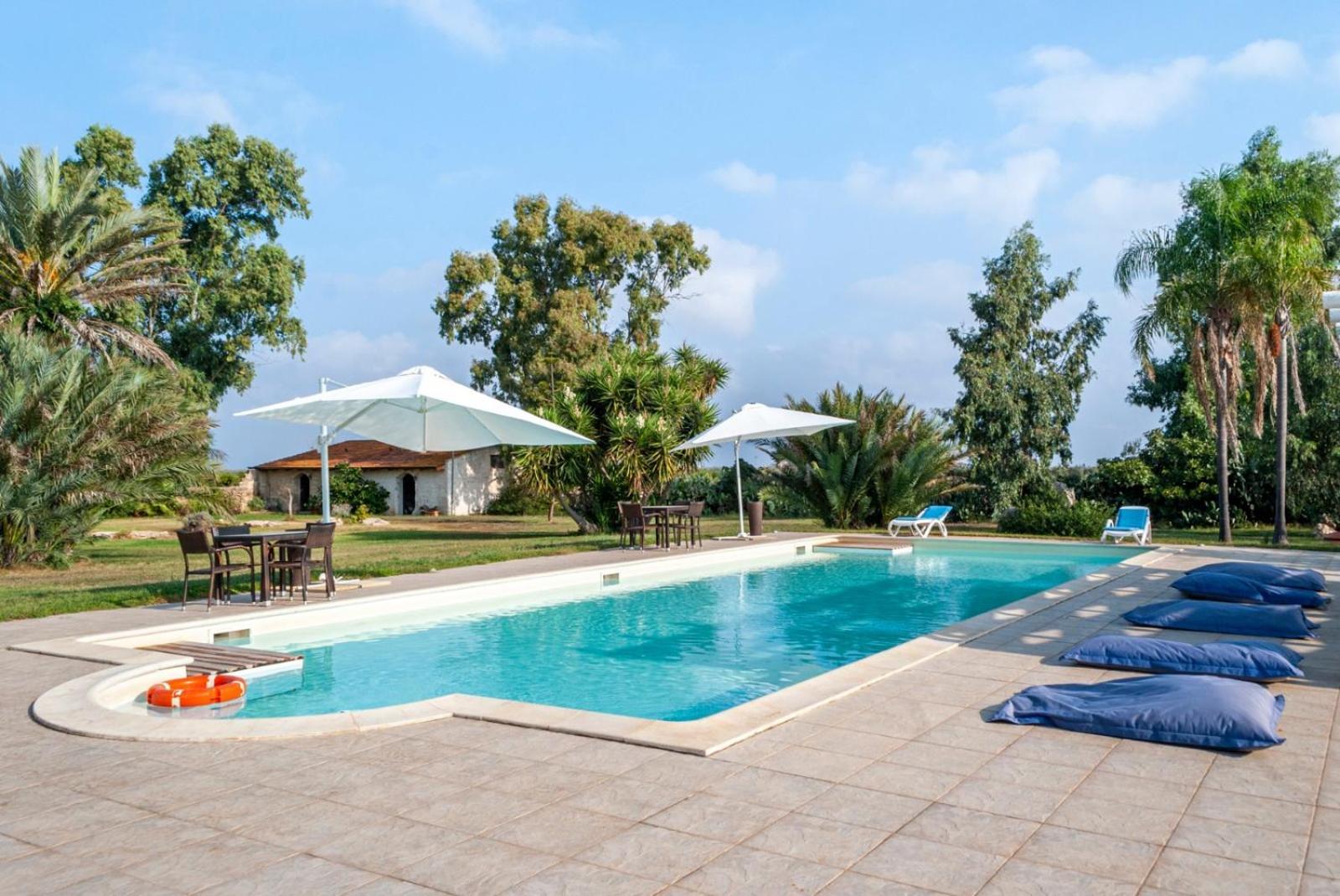 Tenuta Badessa กาซาลาบาเต ภายนอก รูปภาพ